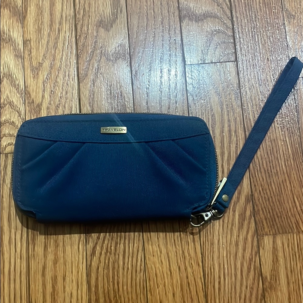 Traveling RFID blocking Navy Wristlet Wallet